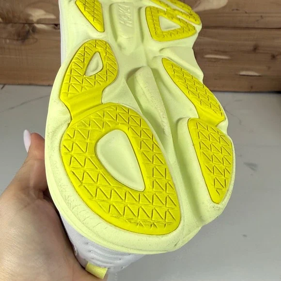 Hoka One OneBondi 8 Nimbus Cloud Luminary Green Running Shoes 1127952 Womens 12B - Picture 16 of 16